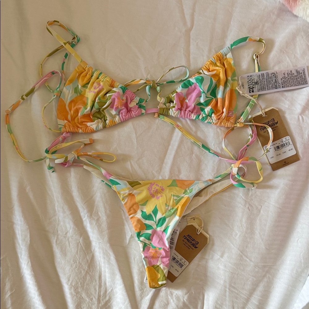 Billabong Sweet Aloha Bikini set size small NWT